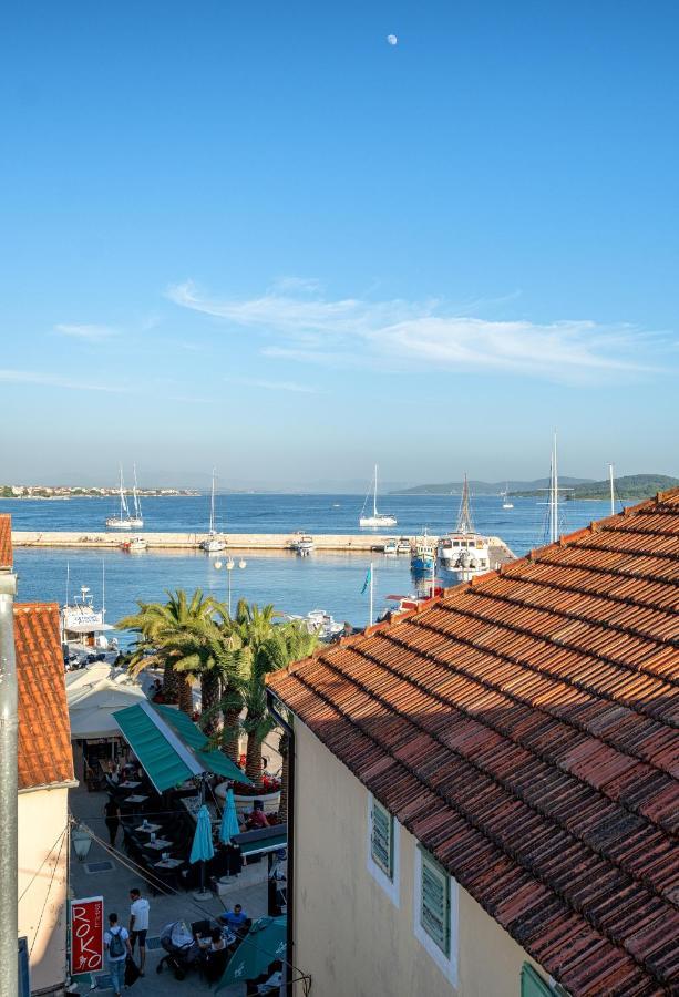 Heritage Residence In Center With Pool- Apartments Vodice Exterior photo